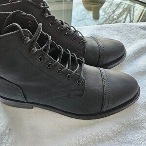 Thursday Captain Matte Black Boots